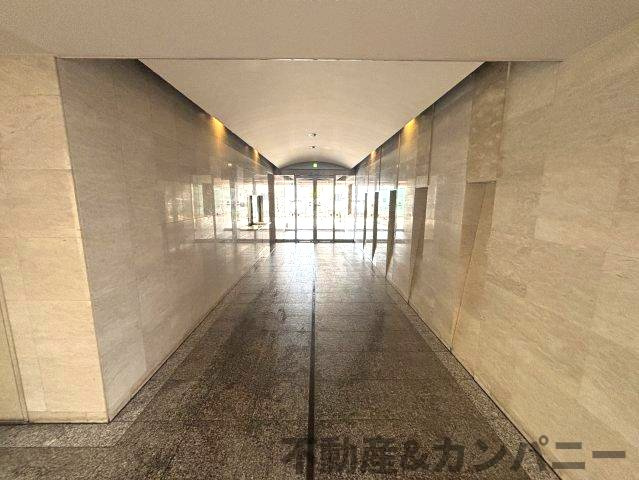 サンシティ市駅南のロビー|エントランスです
