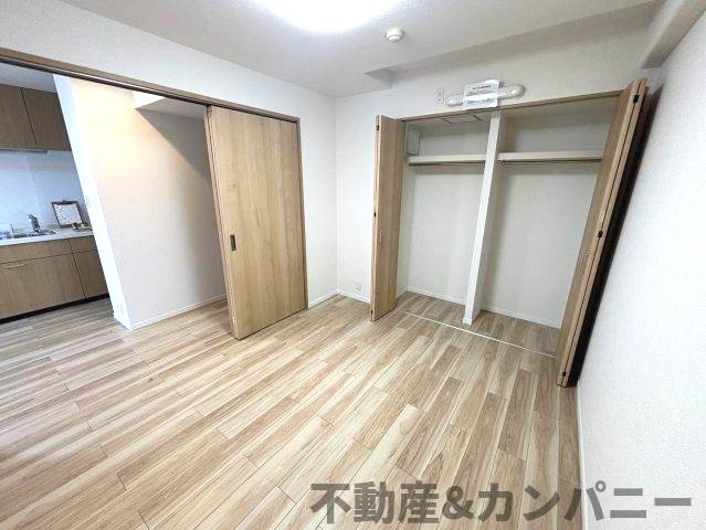 サンシティ市駅南の洋室|明るい洋室です