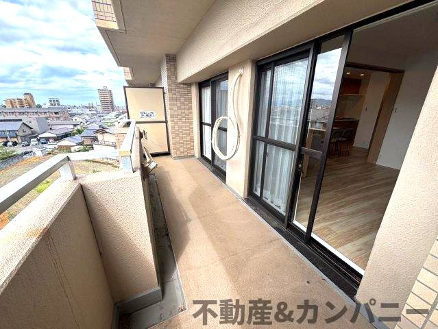 サンシティ市駅南のバルコニー|広々としたバルコニーです