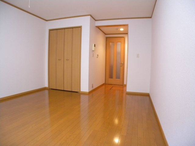 プラティークレーブⅢの洋室