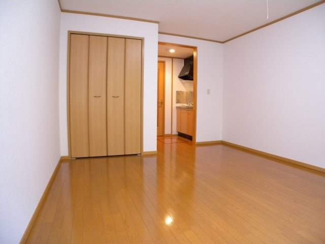 プラティークレーブⅢの居間・リビング