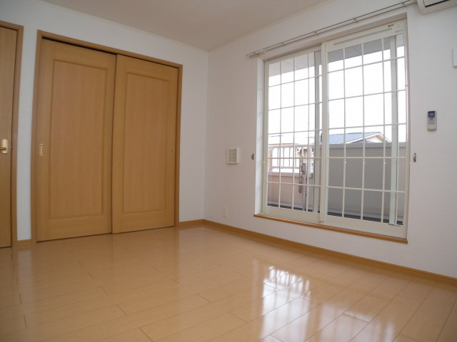 クラッセ参番館の居間・リビング