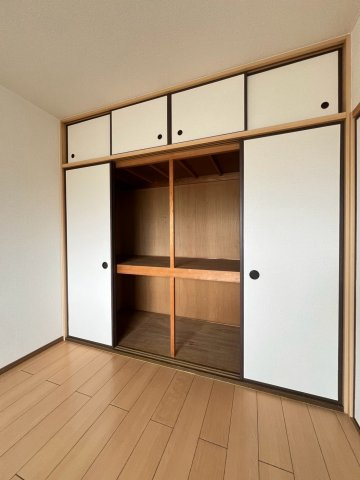 ドミール加佐の収納