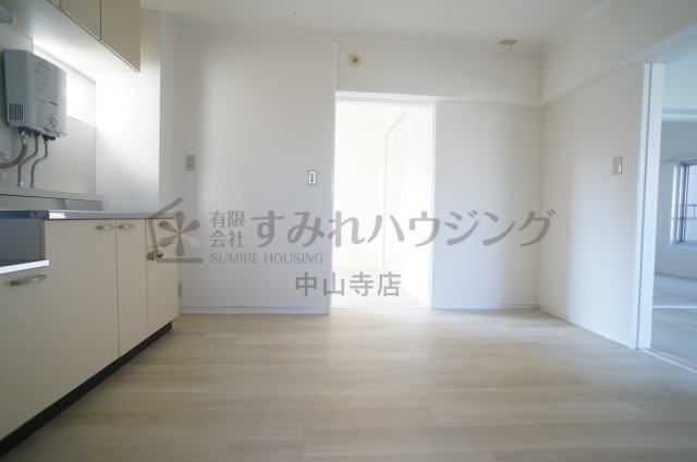 リバーコートの居間・リビング