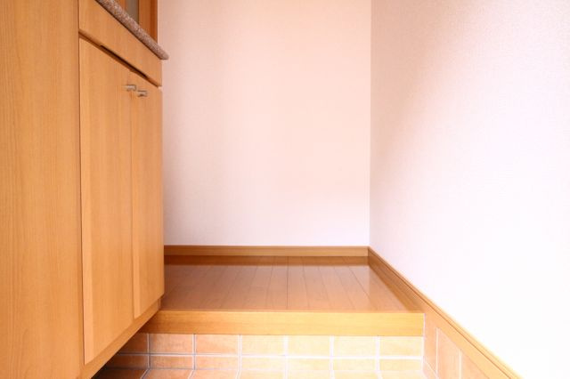 パストラルメゾンB棟の玄関