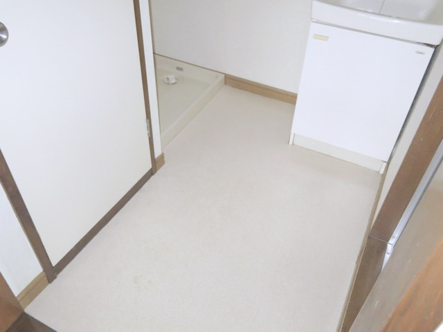 市川ハイムⅢのその他|脱衣スペースもゆとりがあって嬉しいですね☆