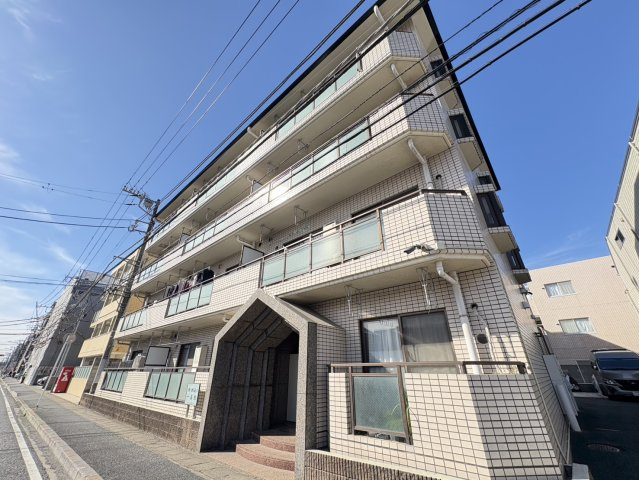 新潮通り一番館の外観