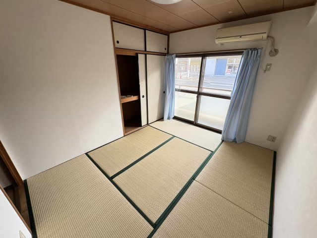 新潮通り一番館の寝室