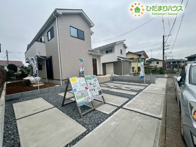 嵐山町むさし台3丁目　新築一戸建て　いろどりアイタウン　02の前面道路含む現地写真