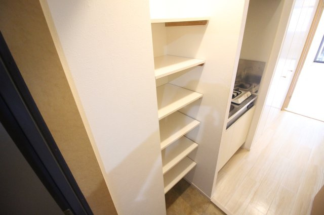 【収納】 | フロレスコ昭和町 | シューズBOX