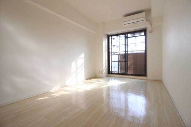 【居間・リビング】 | フロレスコ昭和町 | モダンな内装