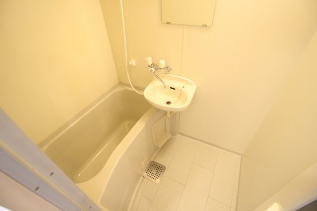 【浴室】 | フロレスコ昭和町 | ユニットバス