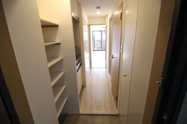 【玄関】 | フロレスコ昭和町