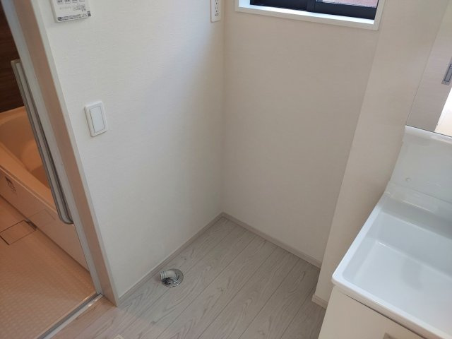 宝塚市中山桜台2丁目新築一戸建の洗面所|洗濯機置場