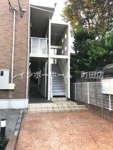 アイリスメゾン※初期費用分割あと払いサービス利用可能物件のエントランス