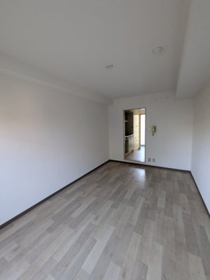 【居間・リビング】 | アミルⅢ番館