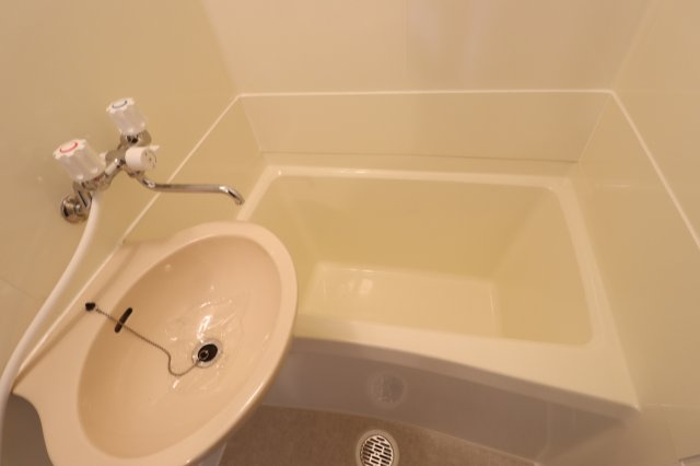 【浴室】 | アミティハイツ今市