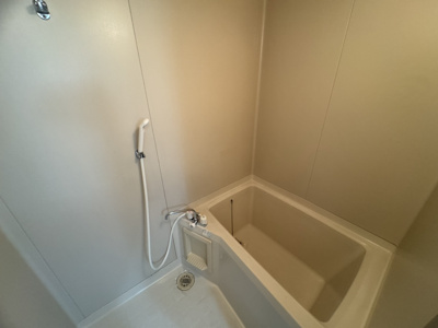 【浴室】 | シオン花咲 | ※同タイプの別の部屋の写真です。