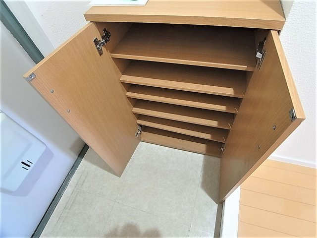 ラムール山の街の玄関|玄関にはシューズＢＯＸも完備