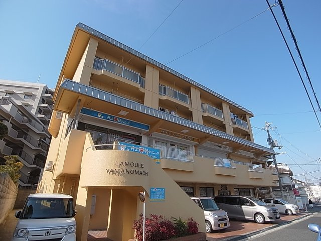 ラムール山の街の外観|駅が目の前で人気の物件