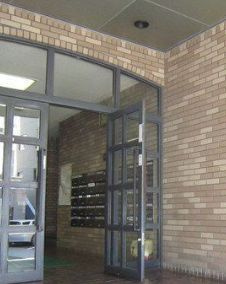 【エントランス】 | メゾン淀橋 | 建物の内部です