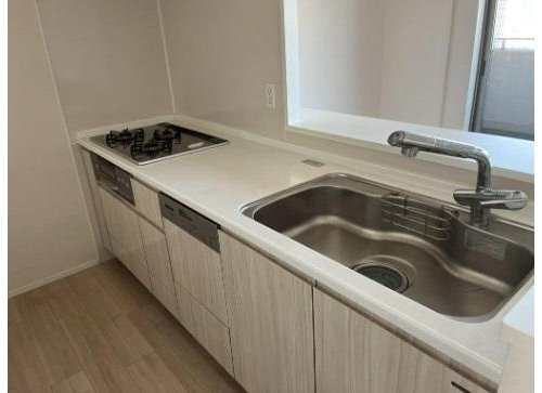 ジオ西宮北口ガーデンズ NE棟のキッチン