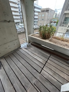 グラントォータスのバルコニー|開放的で明るい空間を演出してくれるバルコニーです