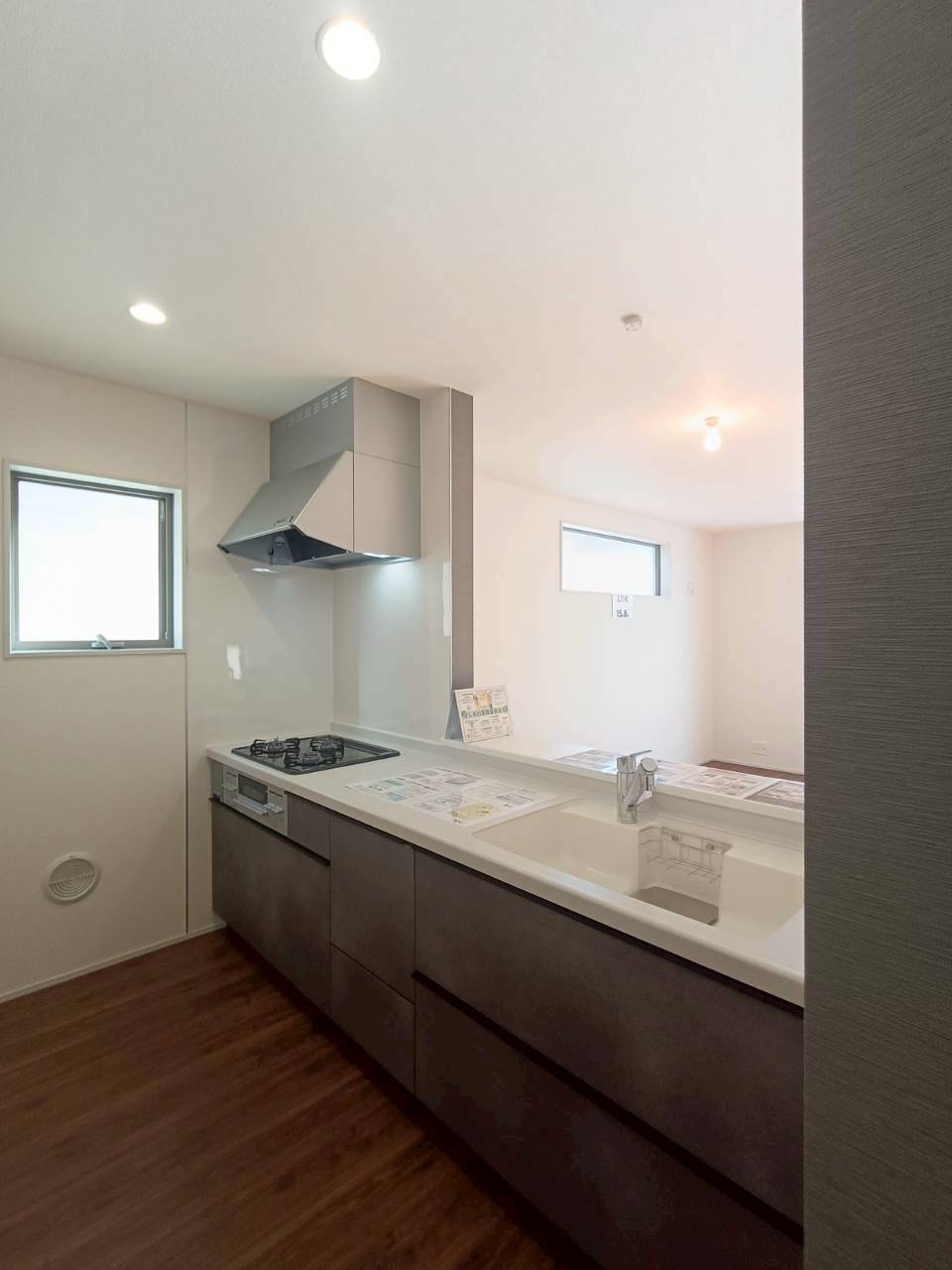 三郷市　戸ケ崎1丁目　新築戸建　全1棟　のキッチン|内装の主役　キッチンです