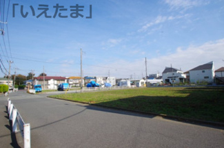 【前面道路含む現地写真】 | 【仲介手数料無料！！】府中市住吉町3丁目　新築戸建て（全7棟）B号棟　5590万円 | 南西側