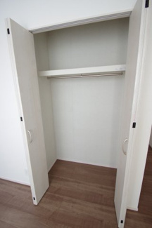 【内観：施工例】 | 【仲介手数料無料！！】府中市住吉町3丁目　新築戸建て（全7棟）B号棟　5590万円 | 収納（クローゼット）