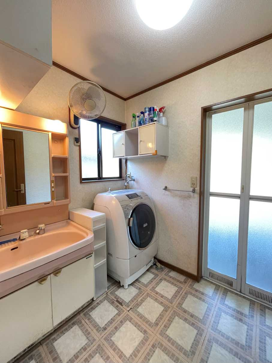 あきる野市留原　中古戸建の洗面所