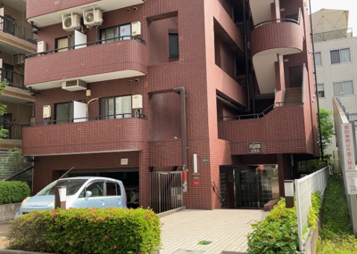 【現況写真】 | レジェンド相模原 | 眺望の良さを楽しめるダイニングキッチンで家族団らんの時間を過ごしてはいかがでしょうか。バルコニーから見える景色を家族で眺める時間は、時間が経つのを忘れてしまいそうですね。是非、現地を見に行きましょう！