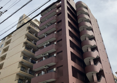 【外観】 | レジェンド相模原 | ＳＲＣ造は強度や耐震性の面でもRC造と比べて優れています。そのため、10階建以上の高層または超高層マンションなどの建築にも多く採用されています。柱や梁などのサイズが小さくても高い耐震性を確保できます。
