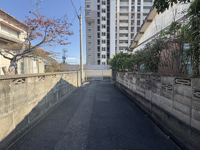 【前面道路含む現地写真】 | 八幡西区浅川台1丁目土地