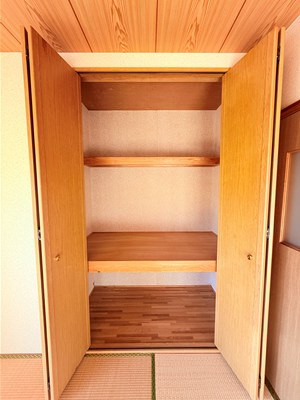 サンヒルズYの収納