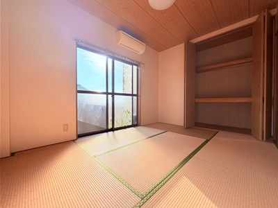 サンヒルズYの和室