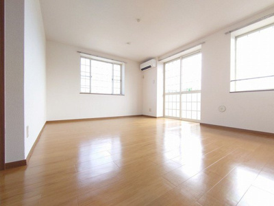 【居間・リビング】 | マーヴェラス・コート