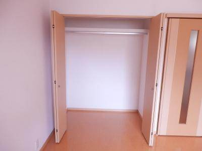 Belle Lead六条（ベルリード六条）の内装|クローゼット