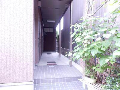 Belle Lead六条（ベルリード六条）のエントランス