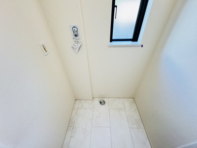 【ランドリースペース】 | 市川市須和田２丁目新築戸建【真間小学校：8分】 | 洗濯機置き場