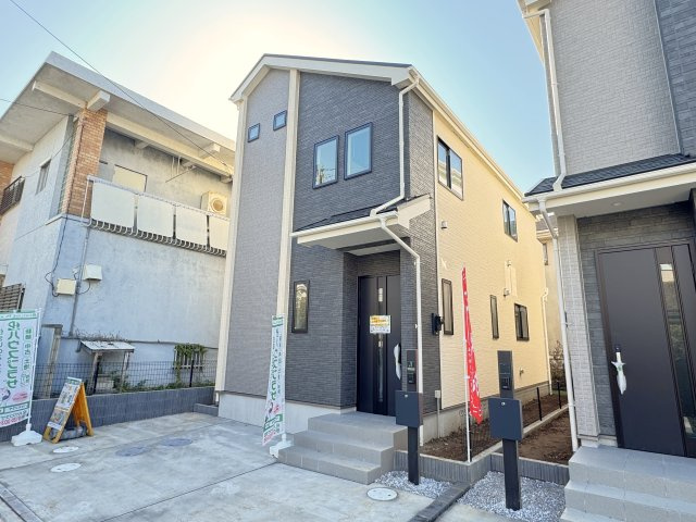 市川市須和田２丁目新築戸建【真間小学校：8分】の外観|B号棟外観・完成済み内覧可能です！