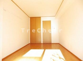 【寝室】 | リンデンハイム豪徳寺