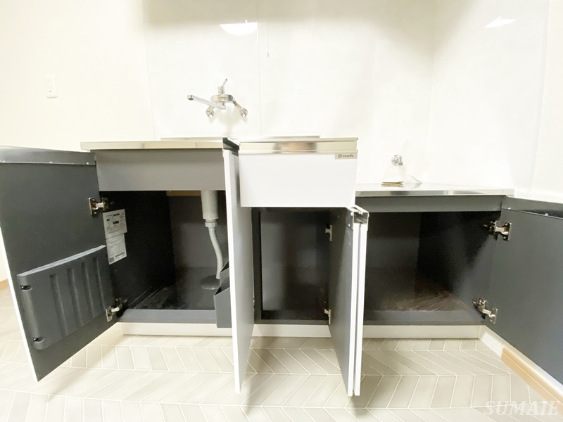 ヒルズＢの展望|前面道路です☆