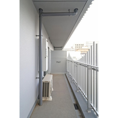 【バルコニー】 | TOPAZ江坂 | 落ち着いた時間を過ごせるバルコニーです