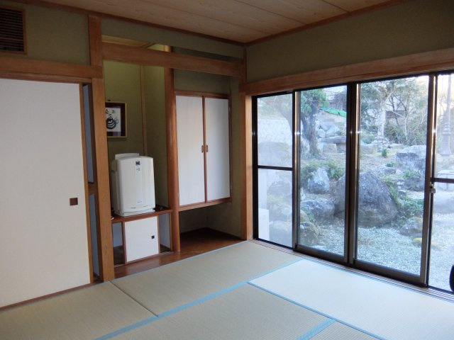 東伊豆町　大川温水会の和室
