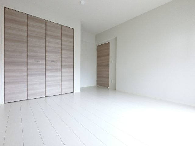 アーバンシャトー千葉中央の洋室|※反転タイプ