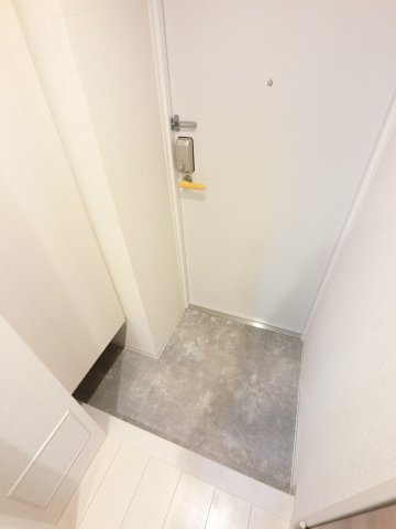 アーバンシャトー千葉中央の玄関|※反転タイプ