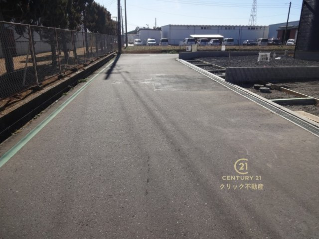 リーブルガーデン  小美玉市上玉里第2　1の前面道路含む現地写真