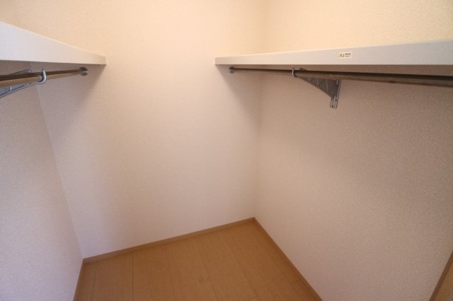 神戸市垂水区下畑町のアパートの収納