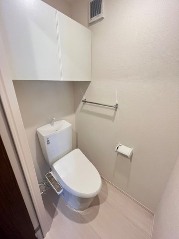 LAUREUS　KUGA（ローレウス陸）のトイレ